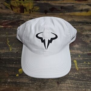 Men Nike athletic Rafa Nadal hat size L/XL new Last‎ One